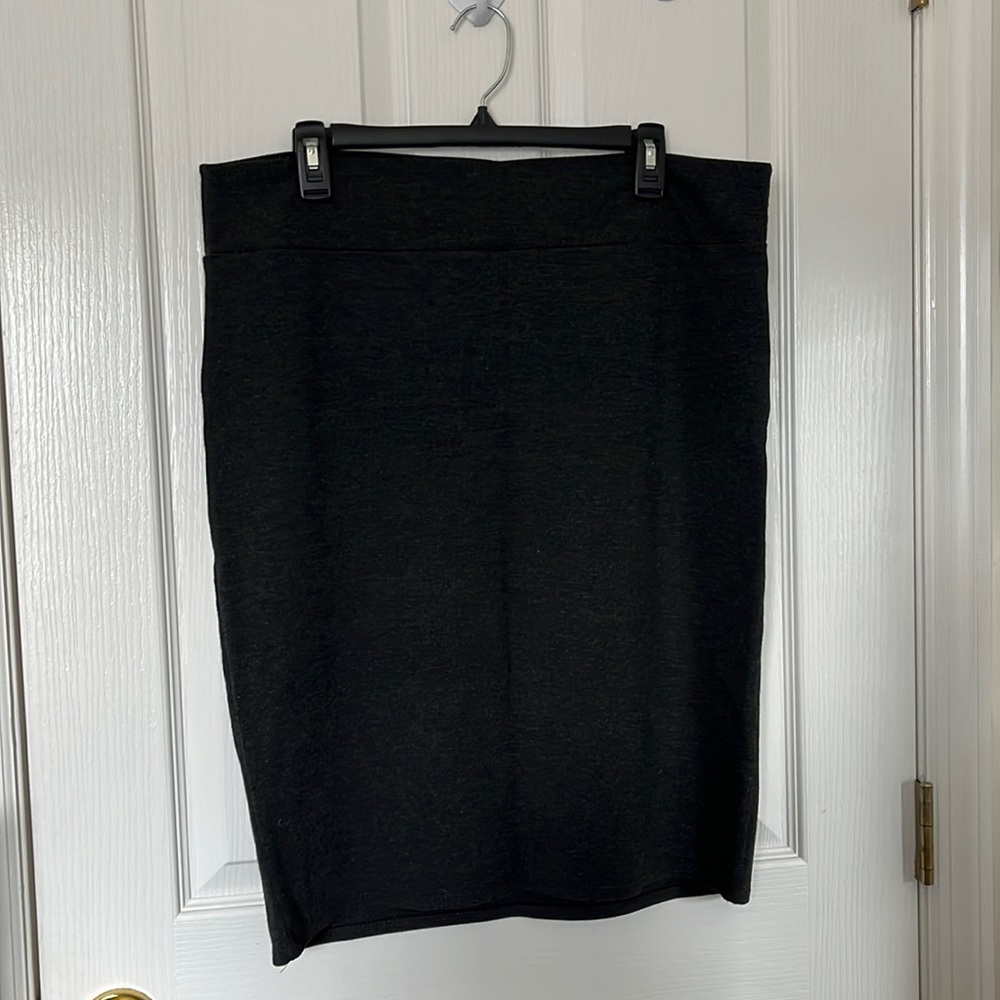 Gray pencil skirt size XL